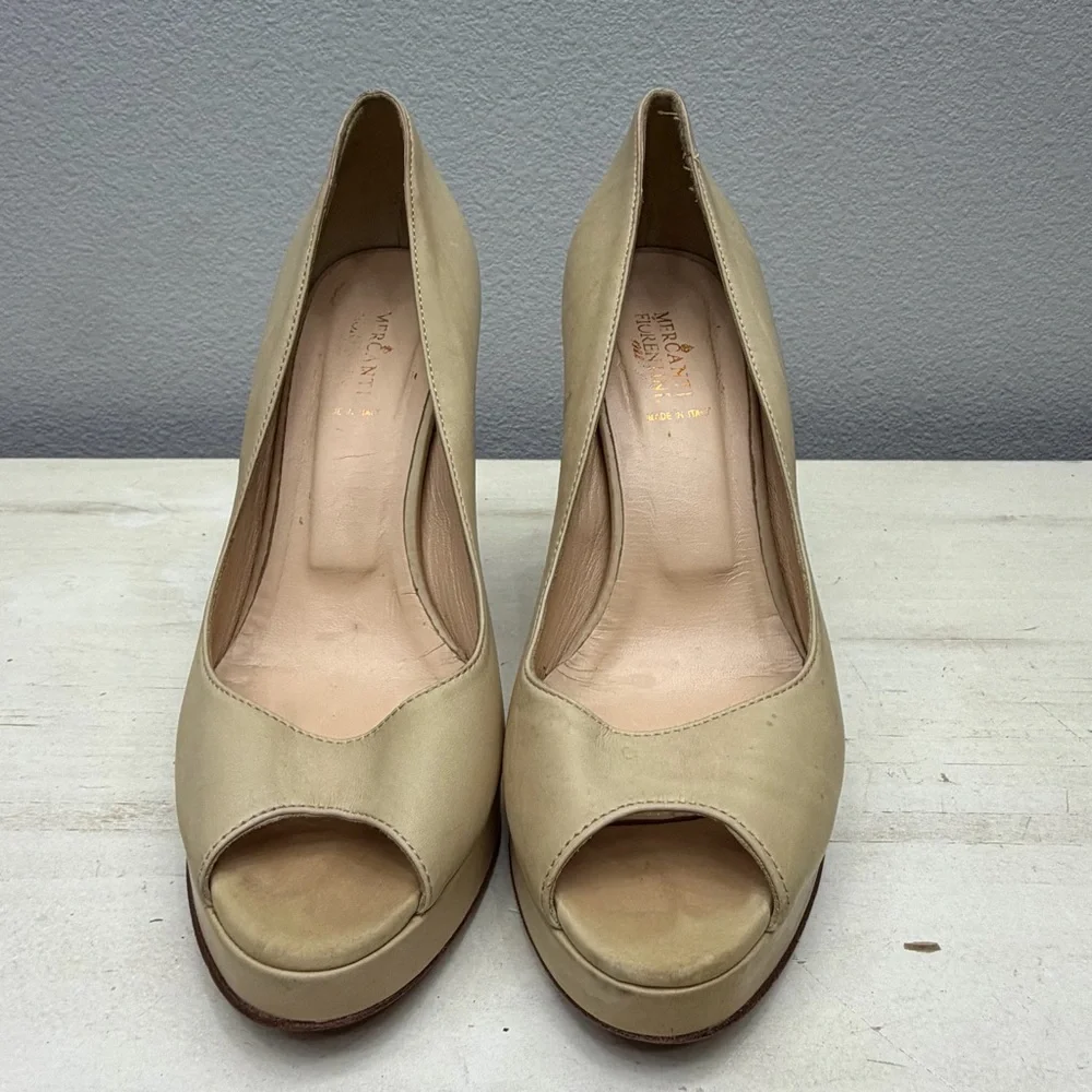 Mercanti Florentini Biege Leather Heels Size 5.5